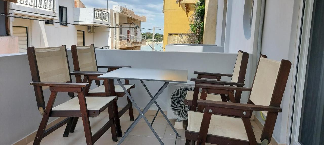 Momenti Felici Apartment Artemida  Ngoại thất bức ảnh