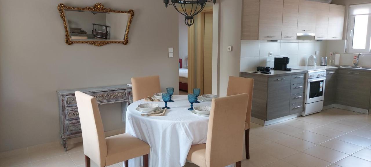 Momenti Felici Apartment Artemida  Ngoại thất bức ảnh