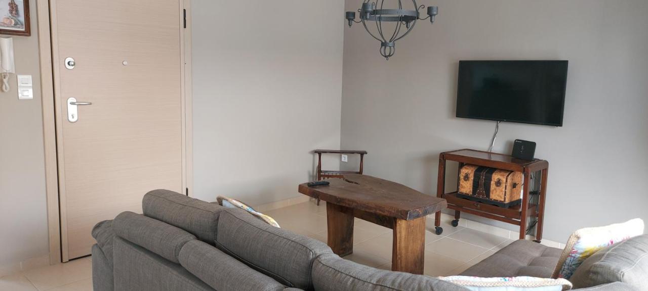 Momenti Felici Apartment Artemida  Ngoại thất bức ảnh