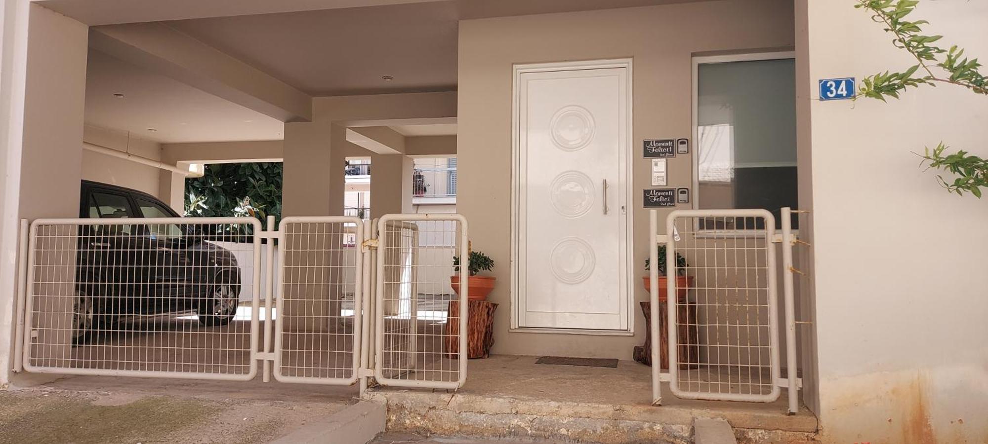 Momenti Felici Apartment Artemida  Ngoại thất bức ảnh